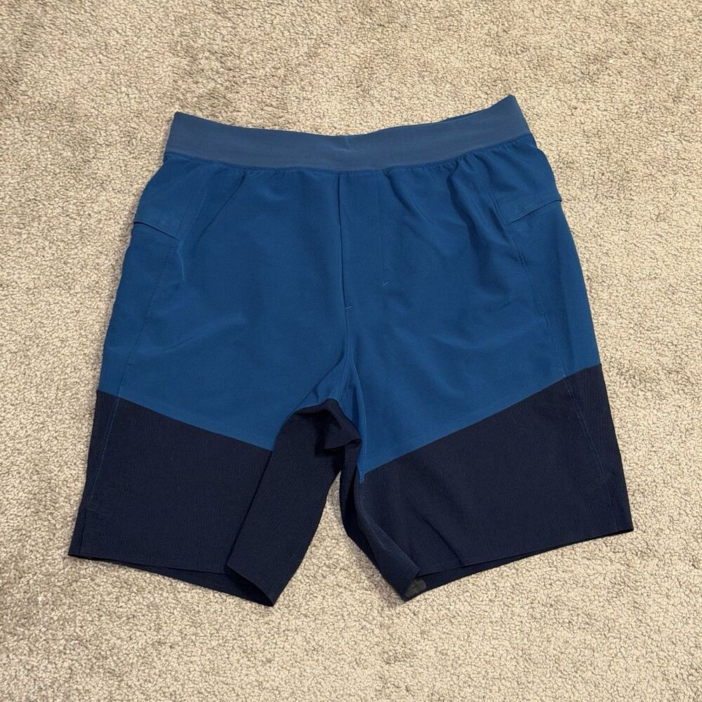 Lululemon Men's Athletic Shorts Blue/Black Colorblock S Drawstring Pockets